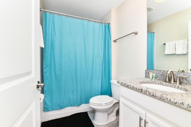 Spacious 5 Bed Pool Home with Game Room home - image 27