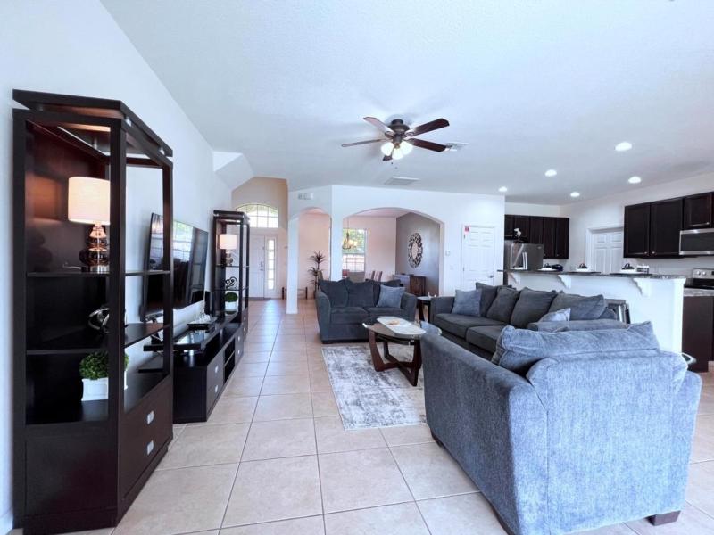 Cozy Family Friendly Pool Home with Game Room home - image 7
