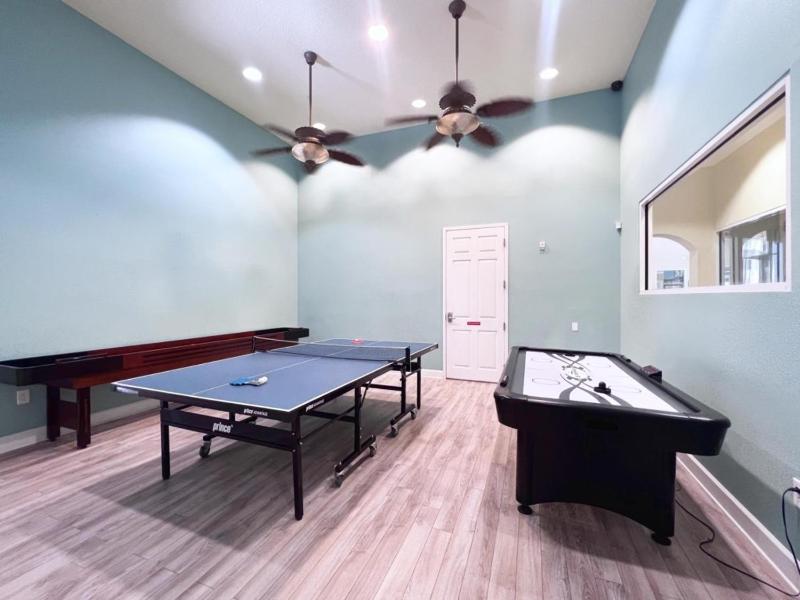 Cozy Family Friendly Pool Home with Game Room home - image 28