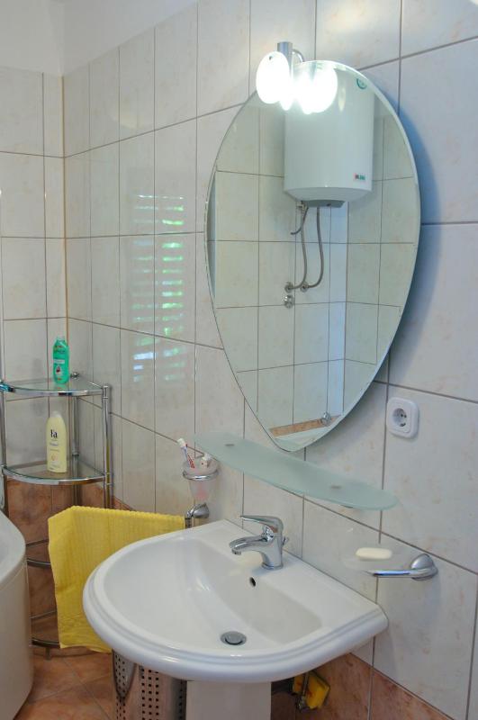 Two-Bedroom Apartment with Terrace and Sea View image 3