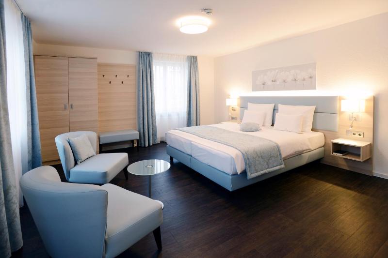 Standard Plus Room image 3