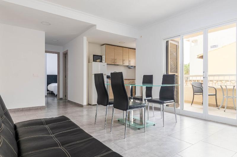One-Bedroom Apartment image 1