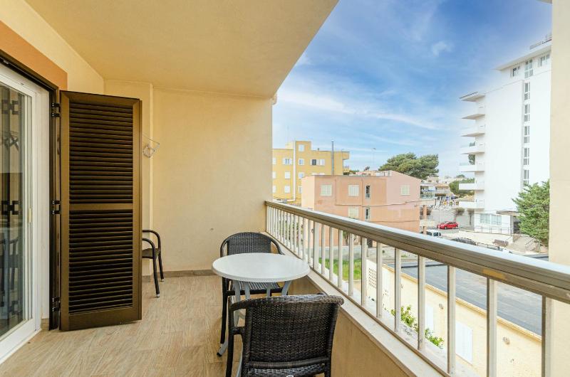Apartment with Balcony image 2