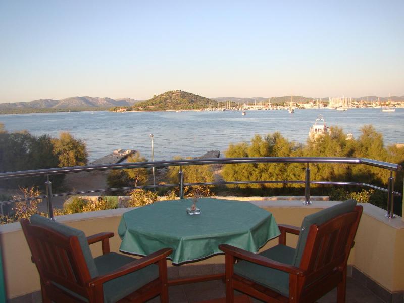 Seaside Apartments Laurus Murter - image 25