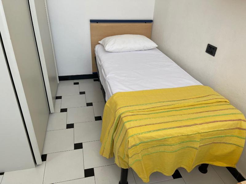 Amabile apt central location near beaches - image 20