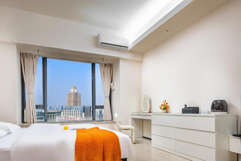Orange Apartments - image 8