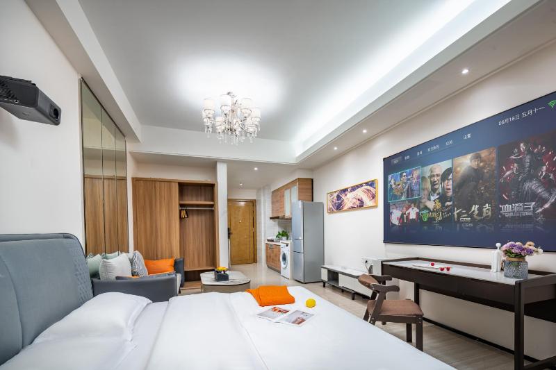 Orange Apartments - image 12
