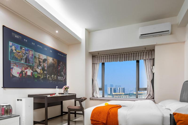 Orange Apartments - image 9