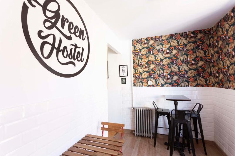 Green Hostel Oviedo - image 17
