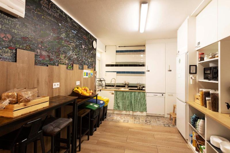 Green Hostel Oviedo - image 32