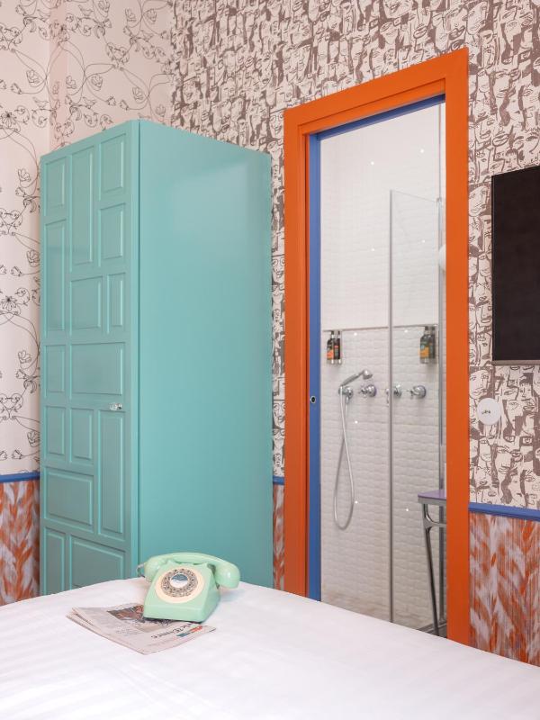 Single Room image 4