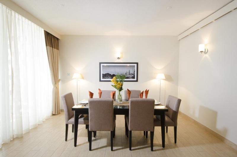 Deluxe Two-Bedroom Apartment image 3