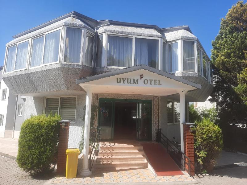 Uyum Hotel - image 14