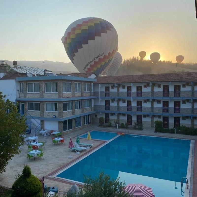 Uyum Hotel - image 8