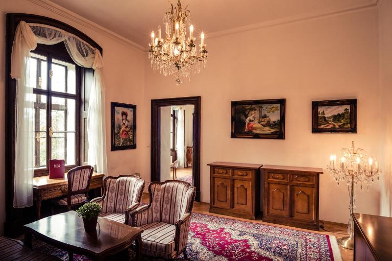 Royal Suite image 4