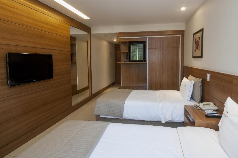 Américas Granada Hotel - image 2