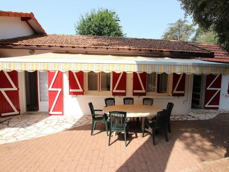 Holiday Home (8 Adults) image 3