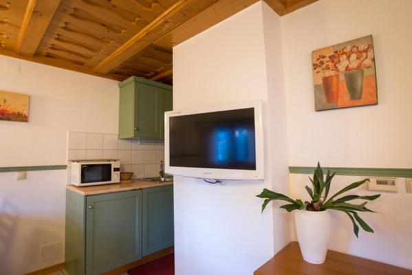Two-Bedroom Chalet image 2