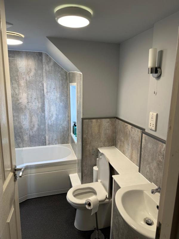 King or Twin Room image 2