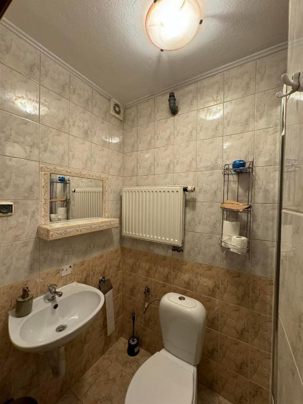 Single Room with Shower image 1