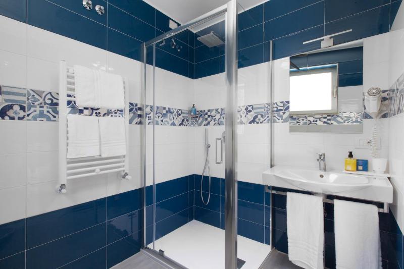 Hotel O Sole Mio - image 14