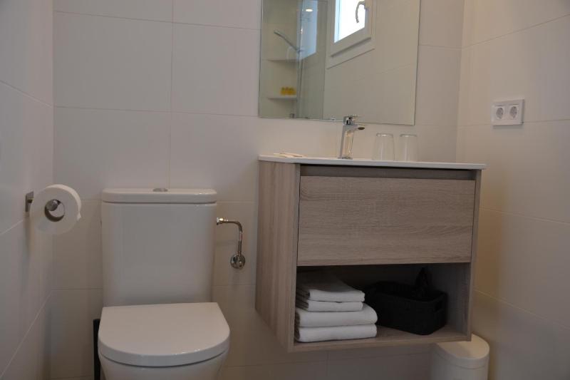 Double Room with Terrace image 4