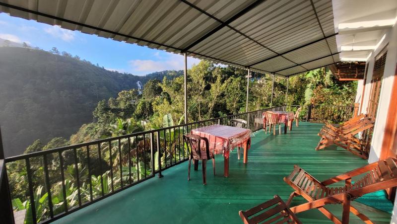 Chamodya Home Stay - image 19
