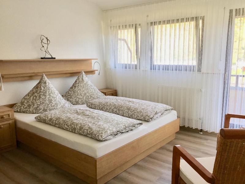 Small Double Room image 1