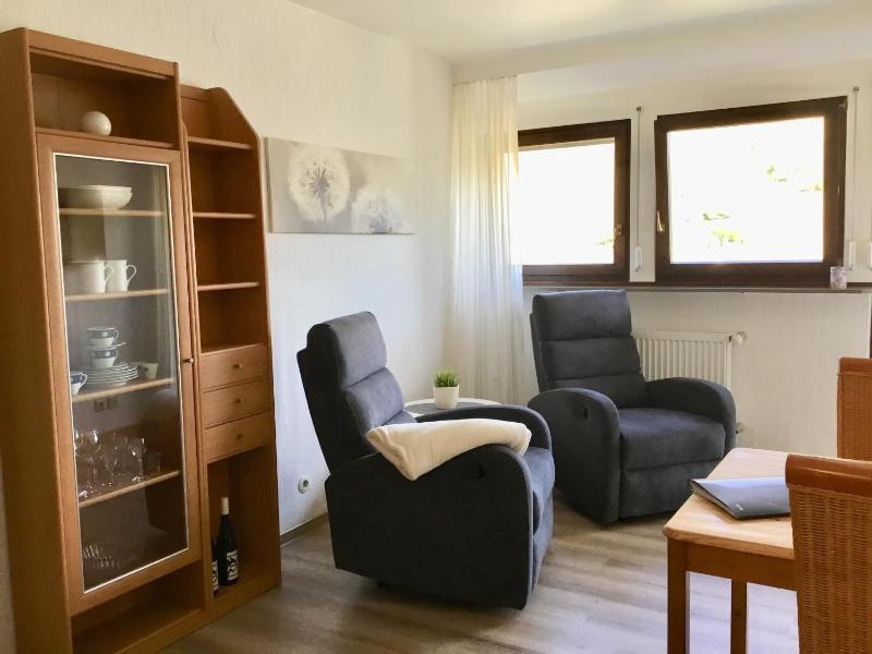 Small Double Room image 4