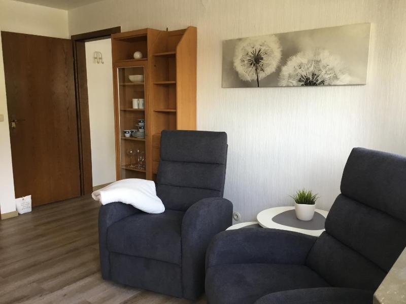 Small Double Room image 3
