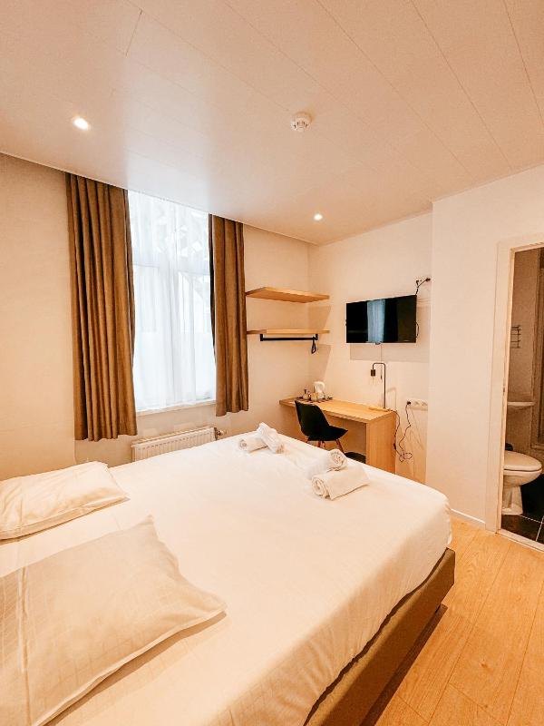 Budget Single Room image 1