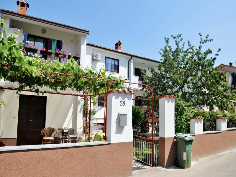 Apartments Suki - image 10