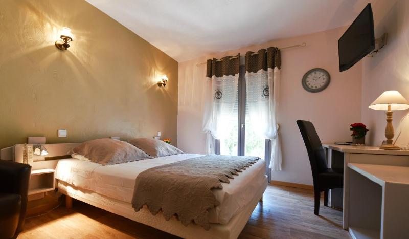 Privilege Double Room - Park Side image 1