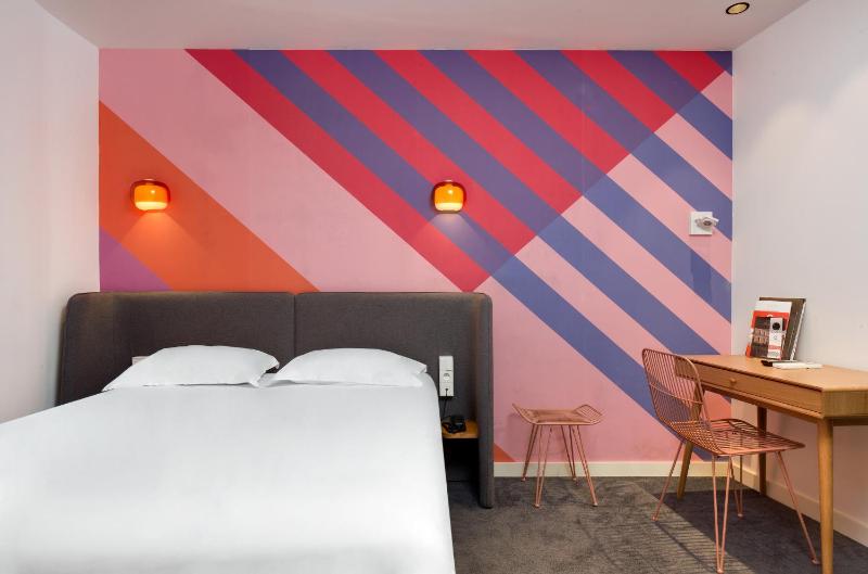 Superior Double Room image 1