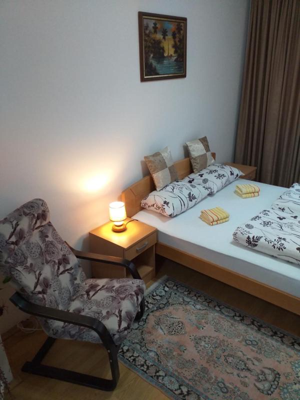 Double or Twin Room with Balcony image 3