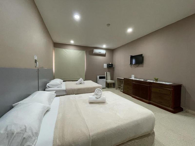 Hostal EL Prado - image 11