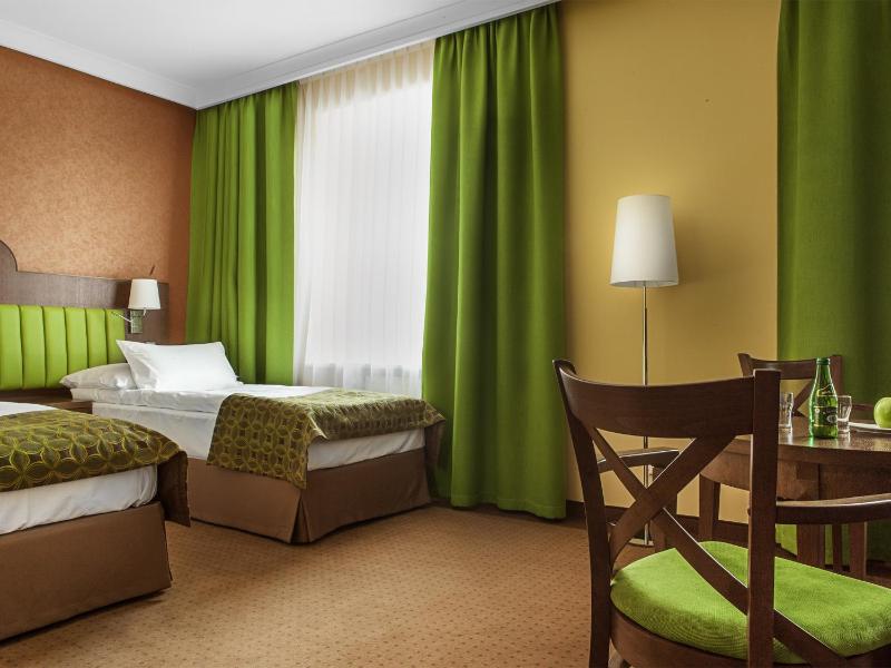 GRAND HOTEL Kielce - image 36