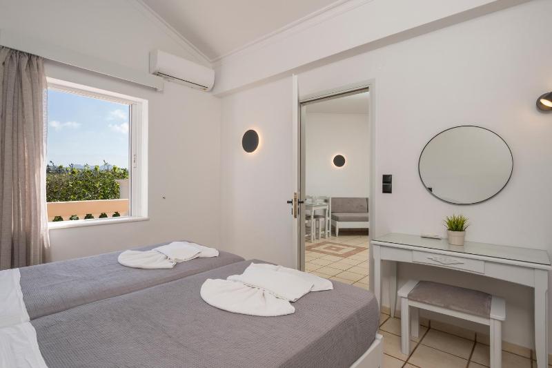 Roof Garden Suite image 3