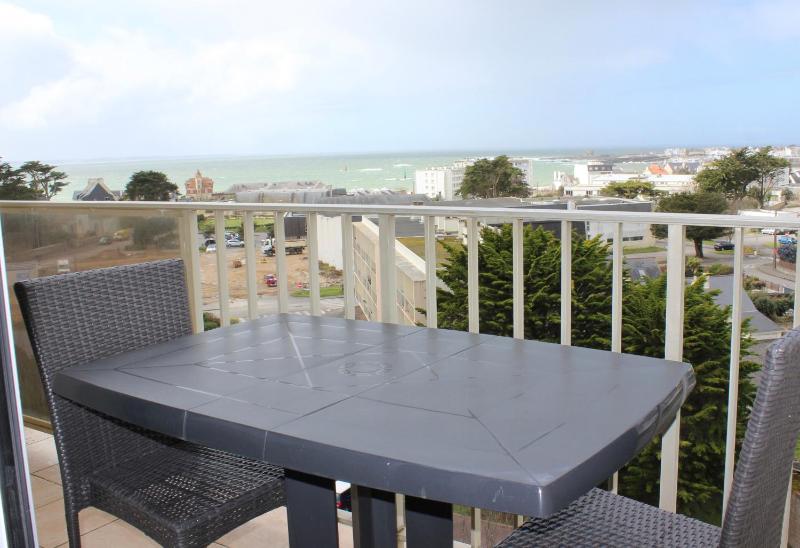 Appartement vue panoramique mer prêt de vélos WIFI - image 10