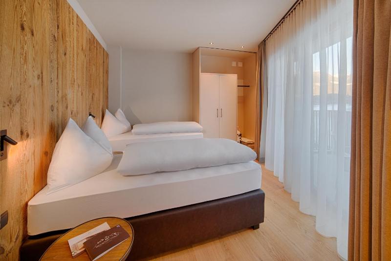  Family Premium Apartment with Balcony image 3