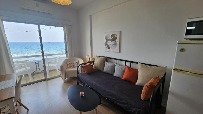 STAY Dreamy Seaside Apartment - image 14