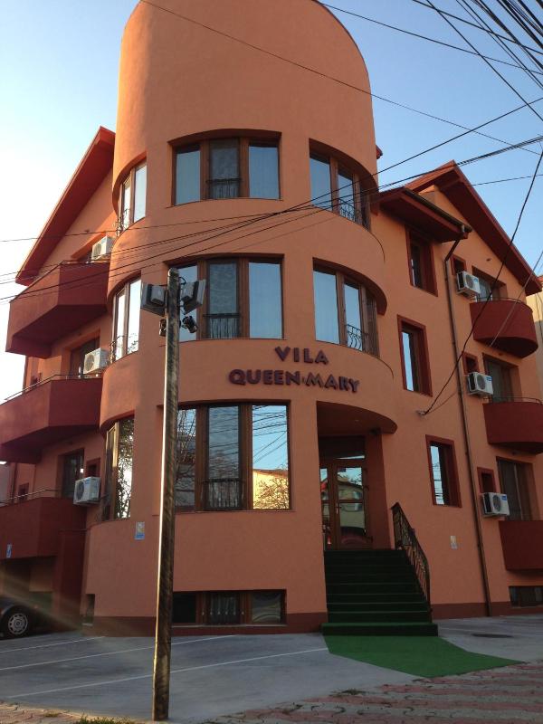 Vila Queen Mary Images