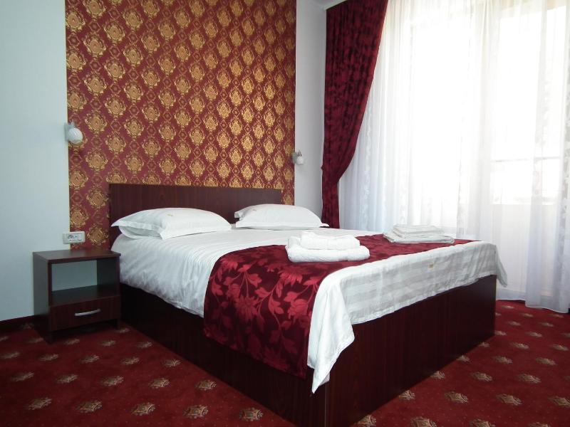 Vila Queen Mary - image 17