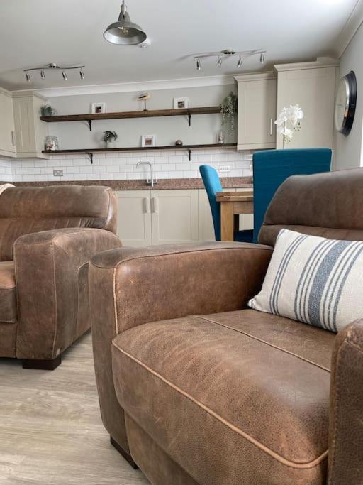 Seaside Modern Apartment Images