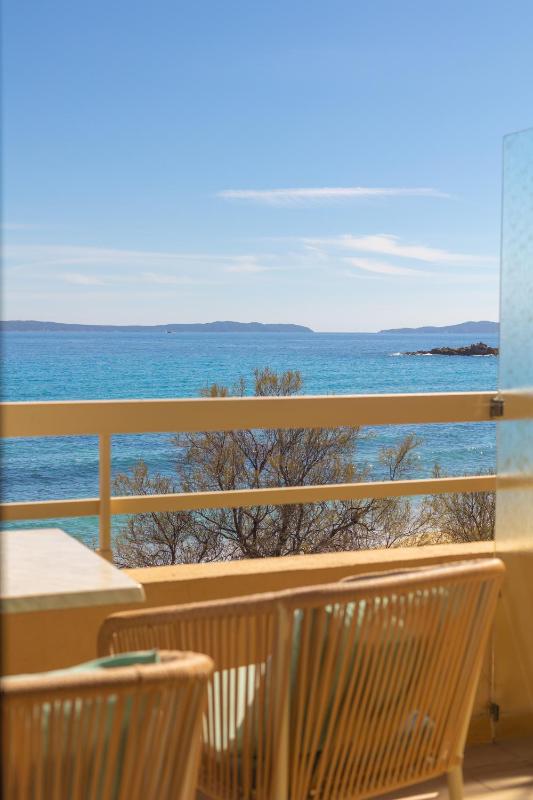 Triple Room with Sea View -  Second Floor image 3