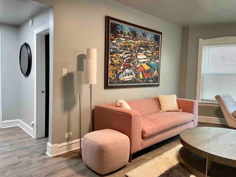 Cozy Luxury Apt~ near UChicago/HydePark/Lakeshore Images