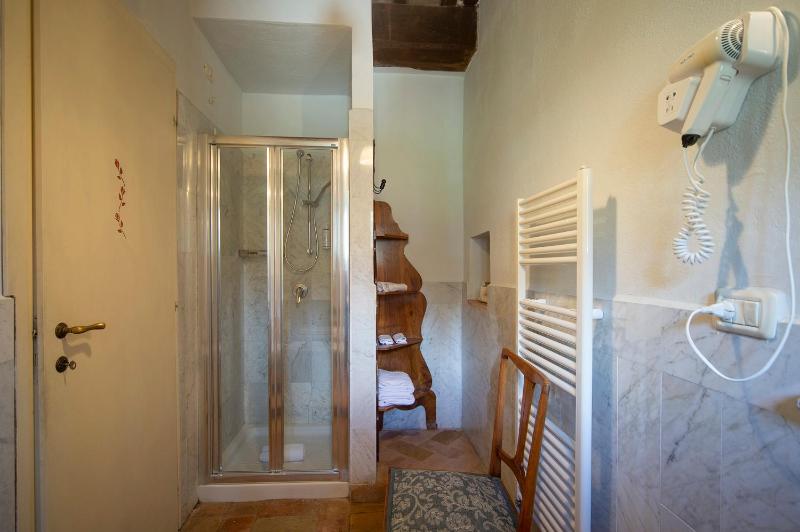 Superior Family Room image 2