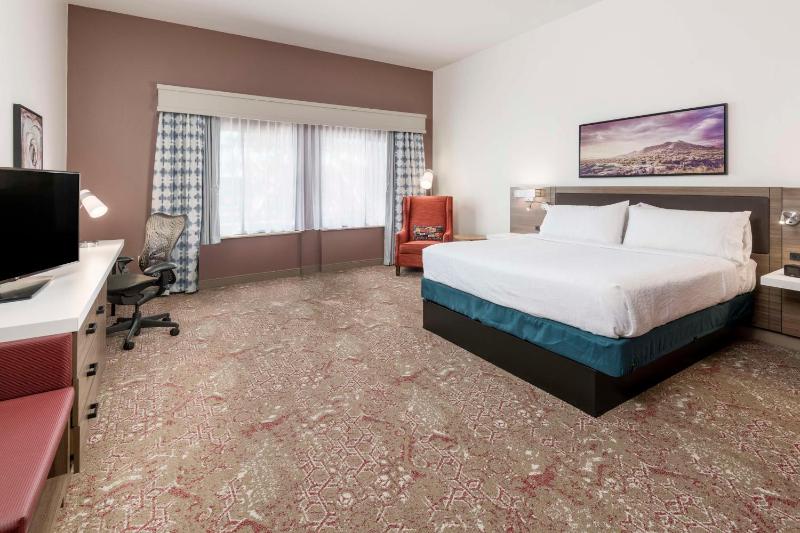 Hilton Garden Inn Scottsdale North/Perimeter Center - image 10