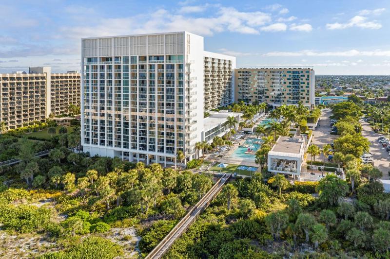 Marriott's Crystal Shores - image 23