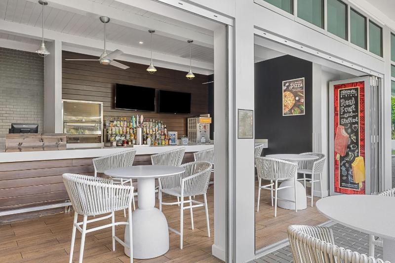 Marriott's Crystal Shores - image 19